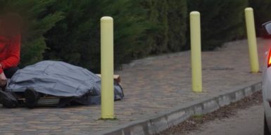 Ворог атакував Дніпро ракетою: пошкоджено підприємство, є загиблі та поранені