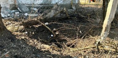 Атака на Дніпро: пошкоджено три двоповерхові будинки, вибило майже пів сотні вікон