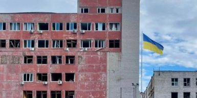 Наслідки нічної атаки на Дніпро: пошкоджено два університети та десятки житлових будинків