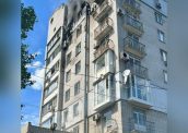 Росіяни знову завдали удару по Дніпру: пошкоджено багатоповерхівку, поранено дитину