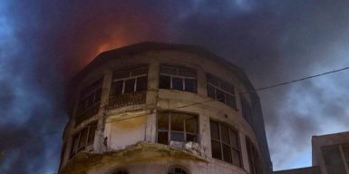 Ворог вночі атакував Дніпро безпілотниками: поранено троє людей