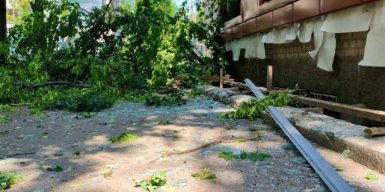 Нічна атака на Дніпро: понад 5 тисяч абонентів без світла, пошкоджено житло та соцзаклади