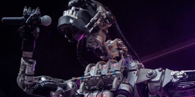 В Днепре выступит первая в мире группа роботов