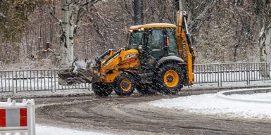 В Днепре ожидаются сложности на дороге из-за сильного снегопада