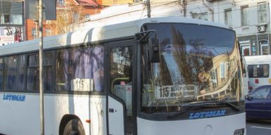 Днепряне просят выпустить большие автобусы на маршрут №151