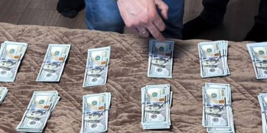 Корупція в ДПС Чернігівщини: затримано керівників підрозділів за вимагання хабарів від бізнесу