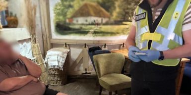 У столиці судитимуть ділків, які за 500 тисяч доларів “продавали” керівну посаду одного з держпідприємств НААН України