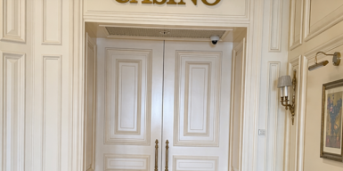 Схема на 5 мільярдів: БЕБ викрило мережу нелегальних онлайн-казино, яку створили громадяни РФ та України