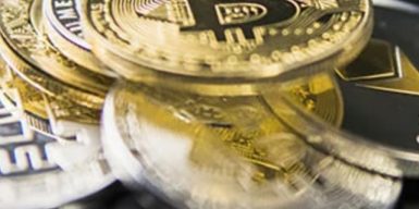 Криптовалюта в деклараціях посадовців: зростання на 220% з початку війни