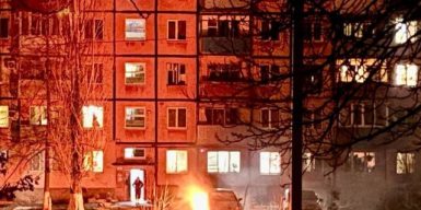 Ворог вночі атакував Кривий Ріг: пошкоджена багатоповерхівка, є поранені