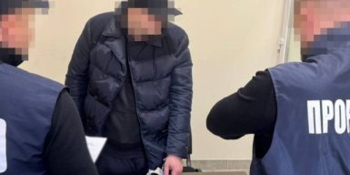 Інспектору Львівської митниці повідомлено про підозру у вбивстві працівника ТЦК