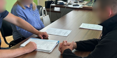 Посадовицю сільради на Вінниччині підозрюють у розтраті 3,9 млн грн на ремонті ліцею