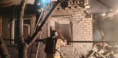 Вночі ворог атакував три райони Дніпропетровської області безпілотниками та артилерією