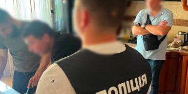 Фіктивна інвалідність для втечі за кордон: на Львівщині викрили лікарку та її спільників