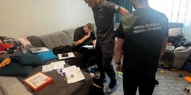 Підполковник влаштував цивільну дружину на службу: жінка жила вдома, але отримала 1,3 млн грн ” бойових” виплат та зберігала паспорт РФ