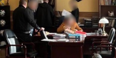 Керівники Державного науково-дослідного проєктного інституту містобудування фіктивно працевлаштовували чоловіків заради бронювання