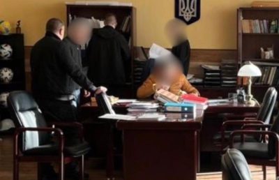 Керівники Державного науково-дослідного проєктного інституту містобудування фіктивно працевлаштовували чоловіків заради бронювання