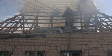 Ворог понад 40 разів атакував два райони Дніпропетровщини КАБами, артилерією та FPV-дронами: є загибла та поранена