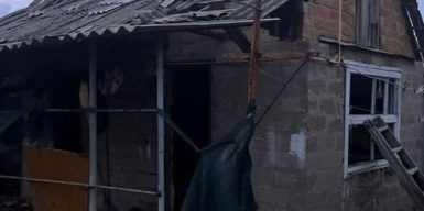 Двоє людей загинуло та п’ятеро поранено у Нікопольському районі внаслідок ворожих атак