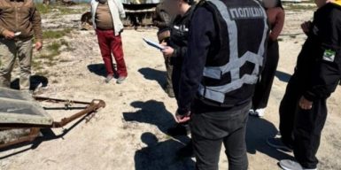 Посадовиці Медичного реабілітаційного центру «Одеський» ДСНС спільно з комерсантами привласнили гроші на закупівлі звичайного мула замість лікувальної грязі