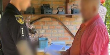 На Дніпропетровщині посадовець держпідприємства та підприємець розкрадали гроші на закупівлі електроенергії