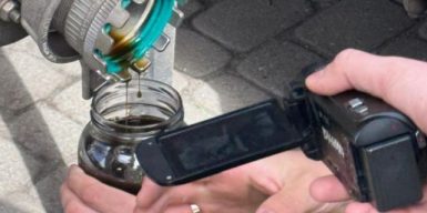 Інспектор митниці допоміг уникнути сплати податків на експорті олії