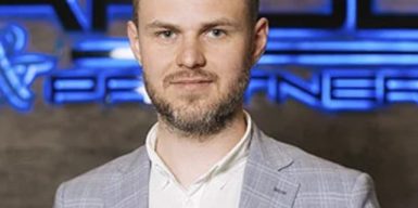 Суд виніс вирок адвокату за спробу підкупу прокурора Офісу Генпрокурора