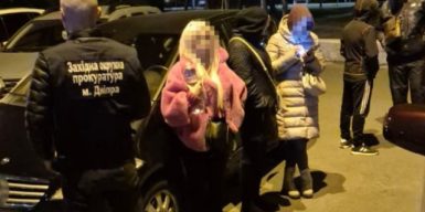 У Дніпрі затримали чоловіка та жінку за обіцянки нелегального виїзду до Румунії з “технічним супроводом”