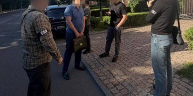 Бізнес з окупантами та імпорт з РФ через Туреччину: власнику групи компаній та його сину оголосили підозру