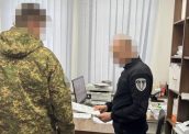 Начальника служби зв’язку військової частини підозрюють у закупівлі непридатних для фронту радіостанцій