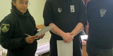 Директор будівельної компанії підозрюється у привласненні мільйонів на ремонті укриттів у лікарні та школі у Херсоні