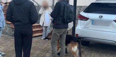 Власник і гендиректор ТОВ привласнили тютюнові вироби на 128 млн грн під банківську гарантію