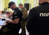 Посадовці трьох РТЦК Тернопільщини фіктивно мобілізували діючих військових для покращення показників