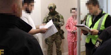Ошукали інвесторів з Чехії на понад 8,4 мільйона: у Києві викрили міжнародну мережу шахрайських кол-центрів