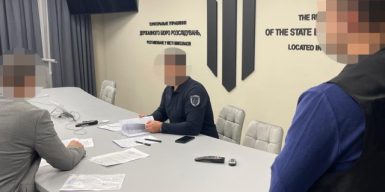 Керівника Миколаївського КЕУ підозрюють у розтраті 1,4 млн грн на закупівлі дров для ЗСУ