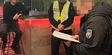 Поліцейські намагалися привласнити квартиру померлої киянки, щоб продати її за $45 тисяч