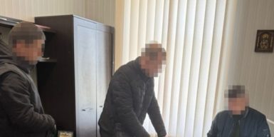 Масштабні обшуки у медзакладах Вінницької області: лікарі оперували здорових чоловіків та видавали фальшиві довідки для ухилення від мобілізації