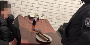 “Поранення нічого не означають”: на Дніпропетровщині посадовиця постане перед судом за вимагання $21 500 у військового