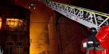 Ворог вночі атакував балістикою і безпілотниками Дніпро: виникли пожежі, є загиблі та багато поранених