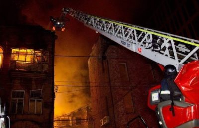 Ворог вночі атакував балістикою і безпілотниками Дніпро: виникли пожежі, є загиблі та багато поранених