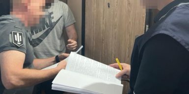 У Дніпрі судитимуть експравоохоронця, який відкрив підпільні гральні заклади