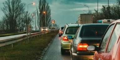 Пробки и тянучки: какая ситуация на дорогах Днепра? (фото)