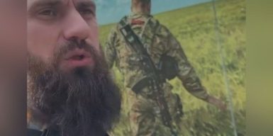 Не знав, що війна триває з 2014-го: псевдоактивіст Родіон Боровенський хотів влаштувати скандал через воєнний меморіал