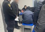 У Вінниці затримали шахраїв, які ошукали іноземця на 36 тисяч доларів під виглядом продажу олії