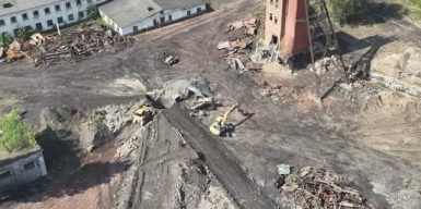 Гроші “закопали” в шахти: у Києві засудили експосадовця держпідприємства за розтрату бюджетних коштів