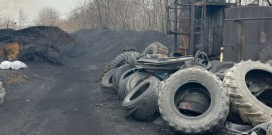 У Запоріжжі судитимуть учасників ОЗГ за незаконне виробництво пального з шин та забруднення довкілля на 12,6 млн грн