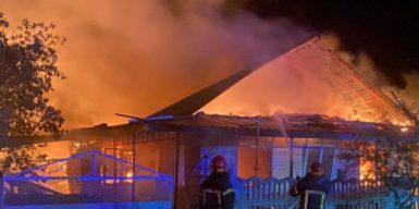 Ворог атакував вночі три райони Дніпропетровської області: є поранені