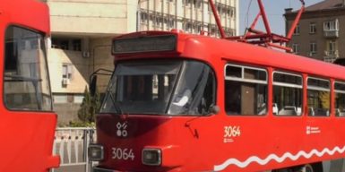 В Днепре на маршрут вышли 10 новых трамваев из Германии: видео