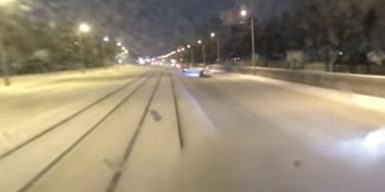 В Днепре каждый сможет почувствовать себя водителем трамвая-снегоочистителя: видео