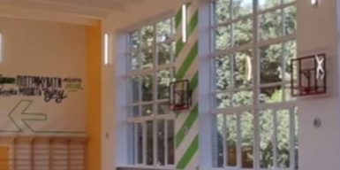 В школе Самарского района Днепра реконструировали спортзал: видео